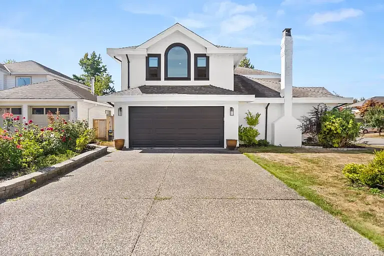 4 bed, 3.0 bath, 2905 sqft, $4,850 — Photo 2