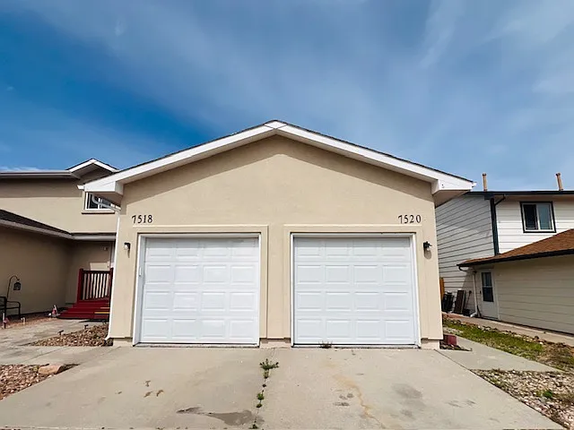 7520 Banner Ct — Photo 1