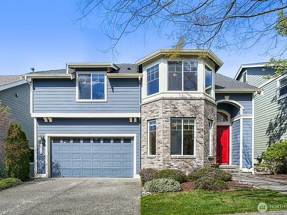2nd image of 2972 NE Marquette Way