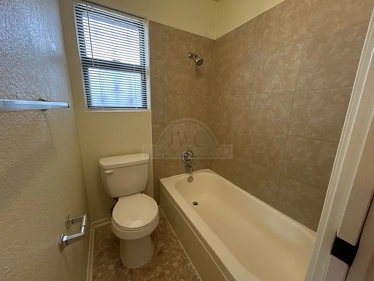 3422 Chisholm Trl — Photo 22
