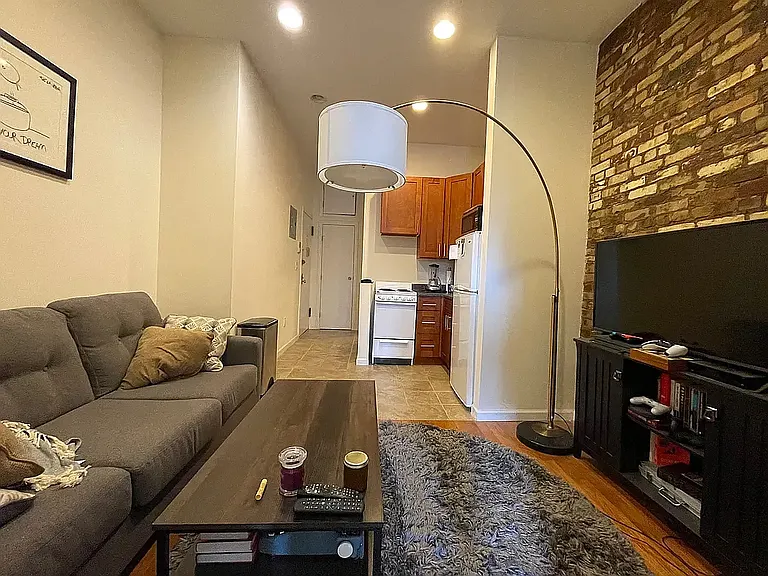 52 Saint Marks Pl #5C — Photo 2