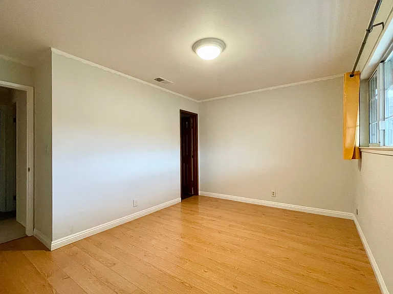 1378 Turlock Ln — Photo 12