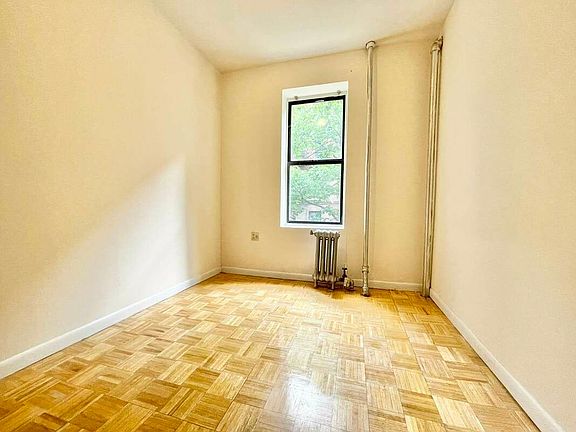 5th image of 312 E 93rd St APT 2A