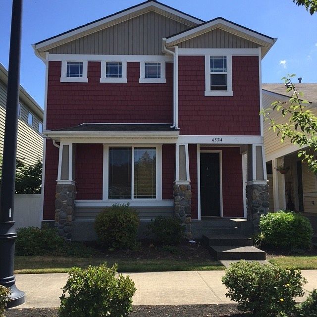 1st image of 4324 Edgewater Blvd NE
