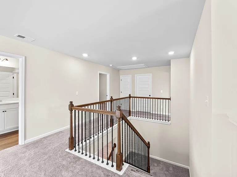 755 Lakehaven Ln — Photo 18