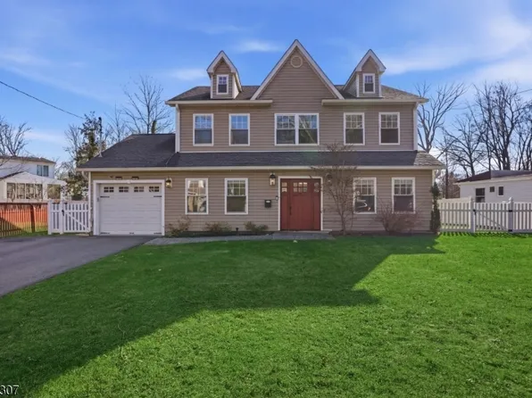 44 Manor Rd, Livingston Twp., NJ 07039