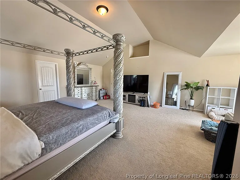 642 Regimental Dr — Photo 35