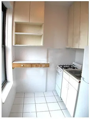 Rented by Leslie J. Garfield | media 7