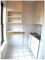 Rented by Leslie J. Garfield