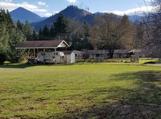 931 S Deer Creek Rd, Roseburg, OR 97470