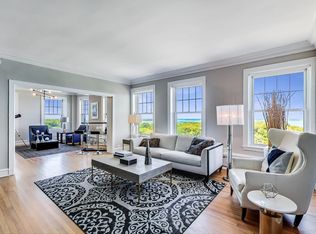 3530 N Lake Shore Dr FLOOR T10A, Chicago, IL 60657