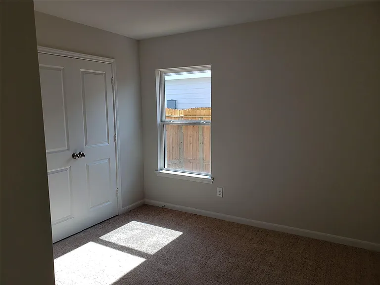 16129 Sugar Falls Dr — Photo 10