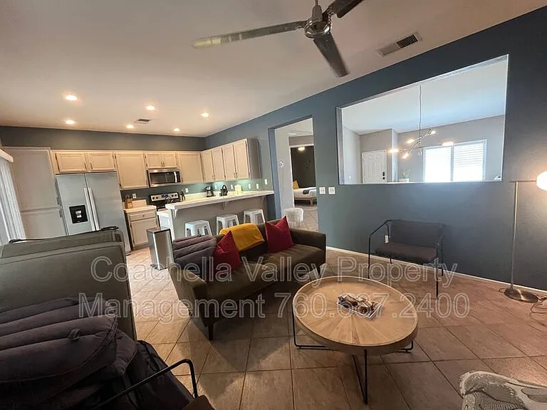 2162 Shannon Way — Photo 29