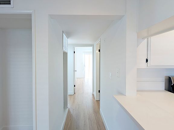 3rd image of 800 Orange Grove Ave APT 109