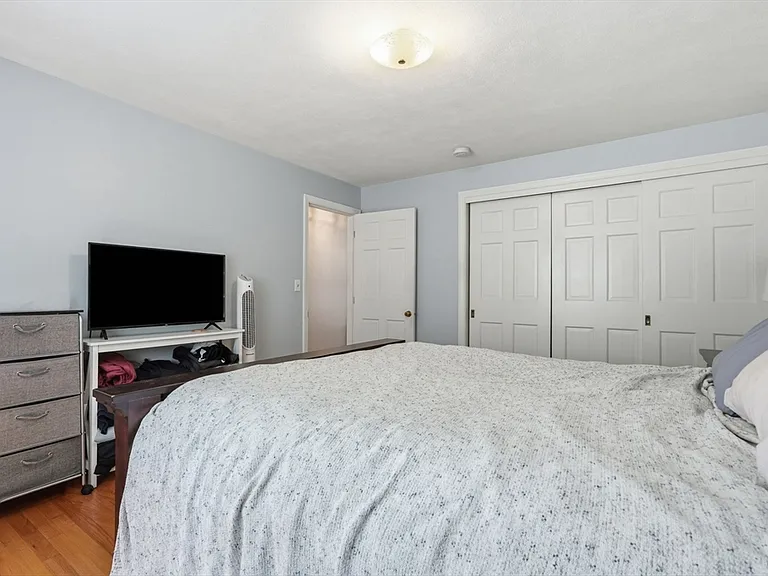 173 Mill Ln — Photo 15