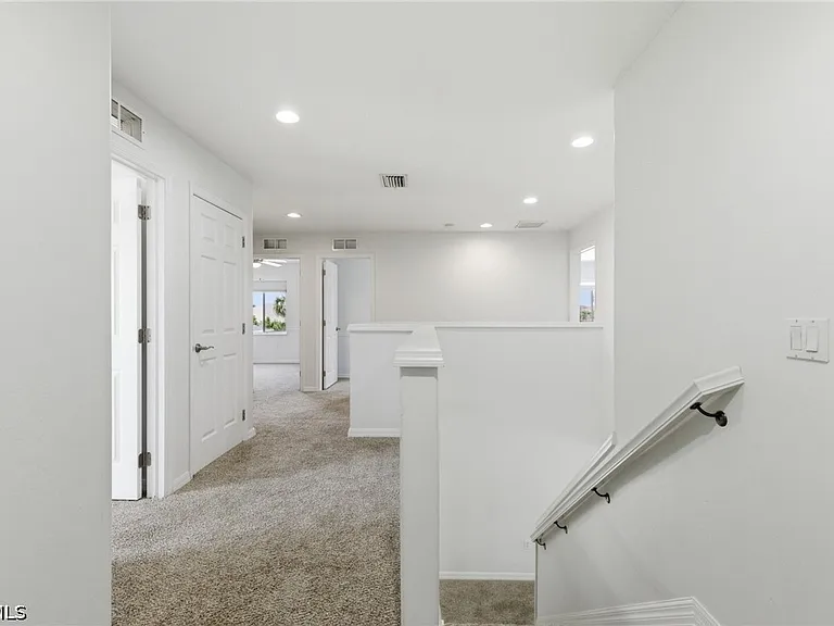 2639 Bellingham Ct — Photo 18