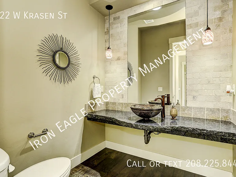 822 W Krasen St — Photo 11