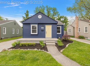 2193 Earlmont Rd, Berkley, MI 48072
