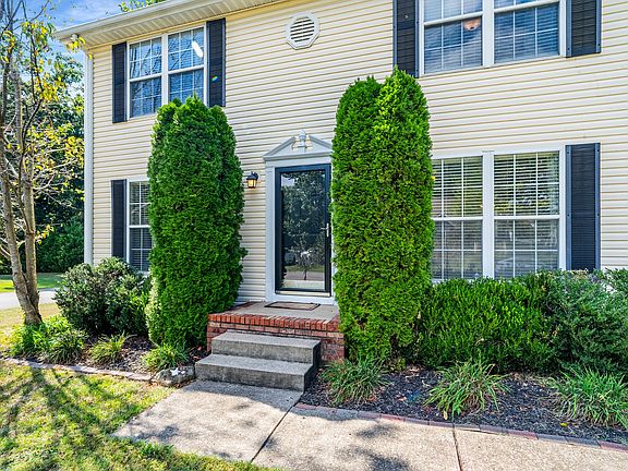 3rd image of 8002 Pinnacle Ct