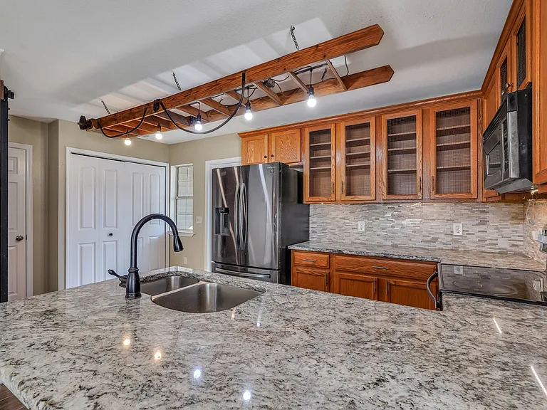 14 Ashleigh Ln — Photo 40