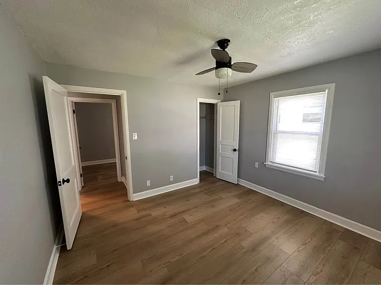 4017 Taylor Blvd — Photo 11