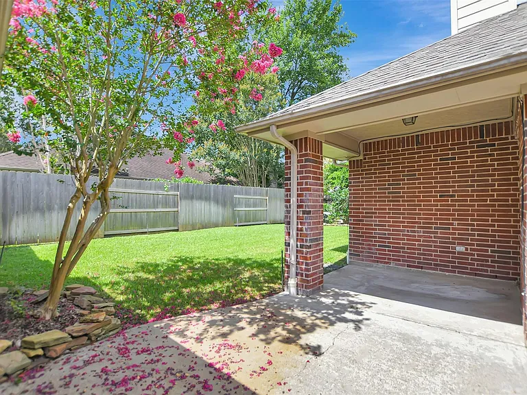 1110 Parkhaven Ln — Photo 38