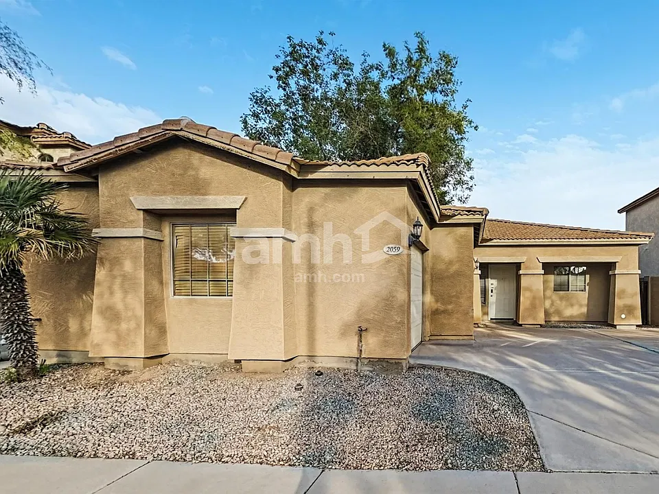 2059 N Holguin Way