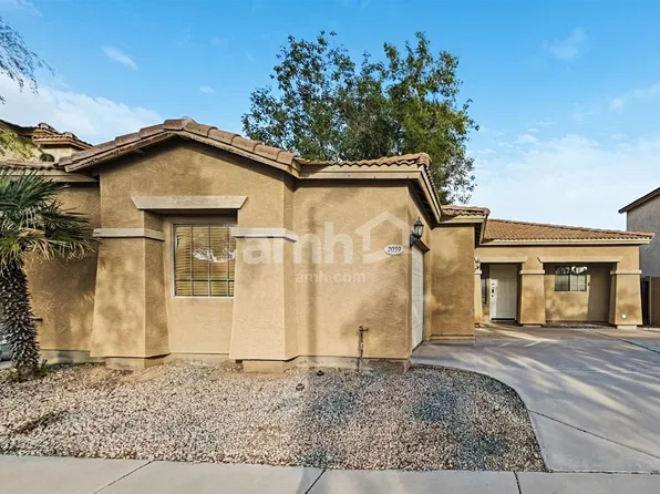 2059 N Holguin Way, Chandler, AZ 85225