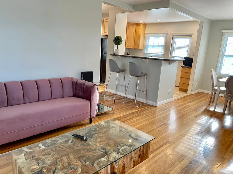 917 W 29th Pl — Photo 9