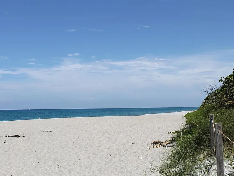 1120 Ocean Dunes Cir — Photo 46