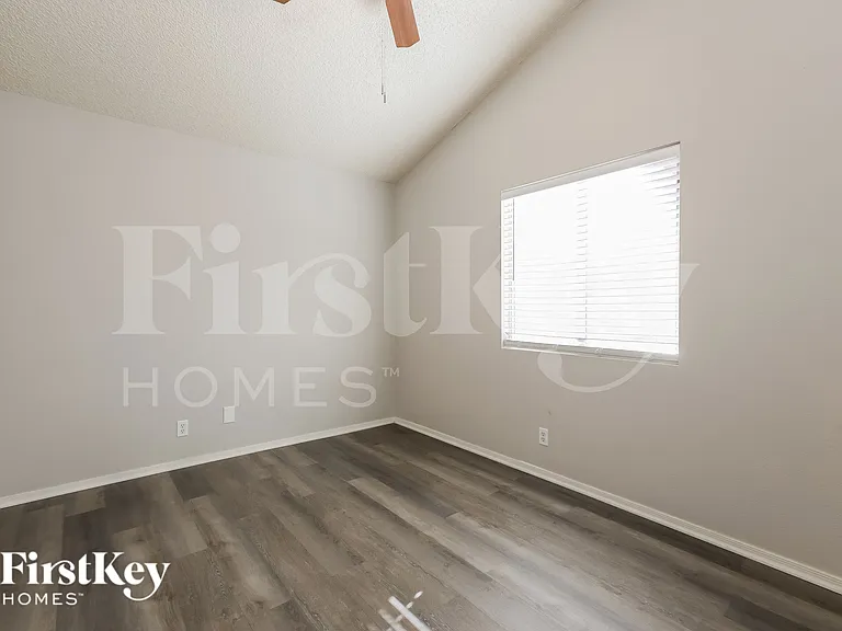 5039 W Chicago Cir S — Photo 13