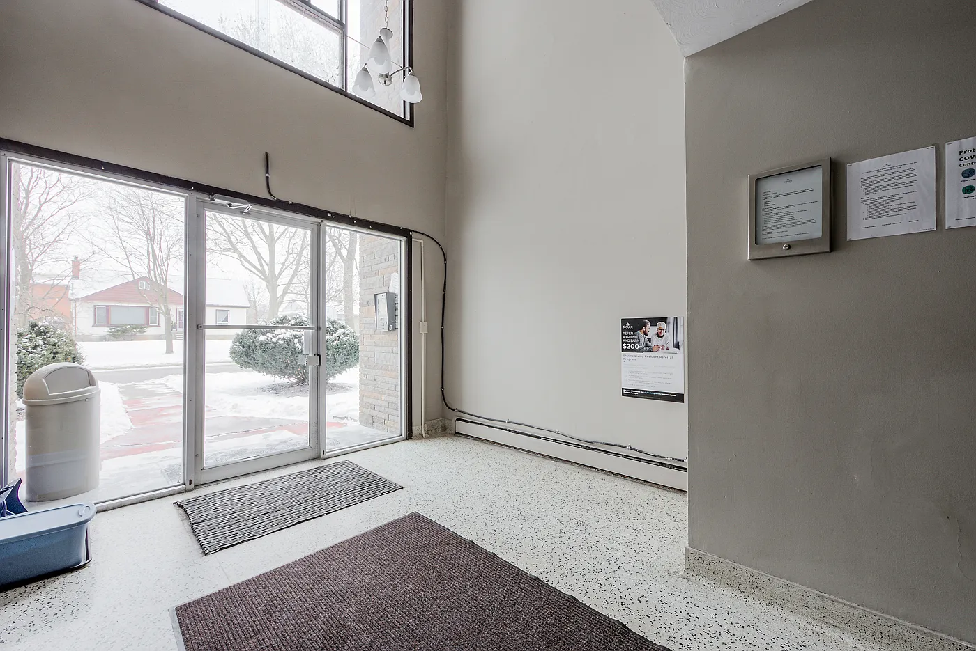 Queenston Apartments — Photo 4