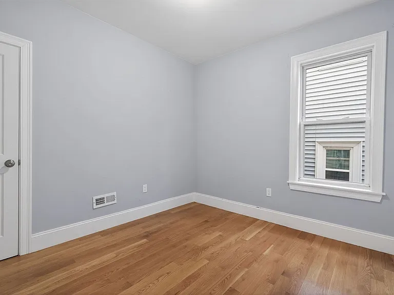 29 East St #2 — Photo 8