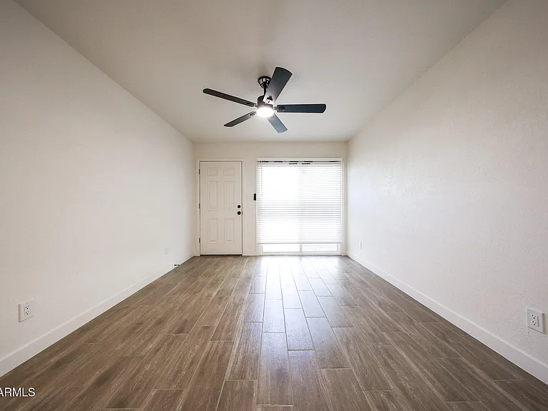 558 S Lesueur #3 — Photo 13