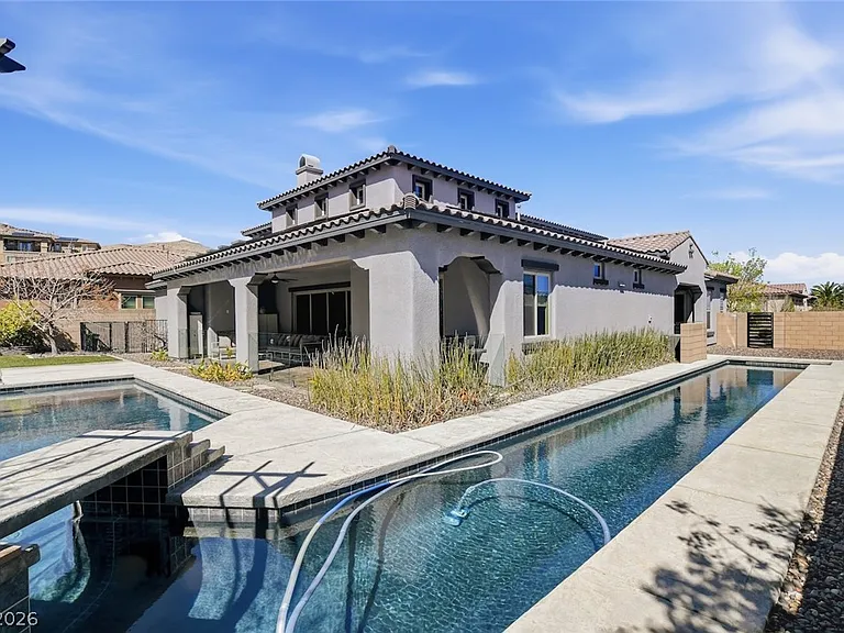 11 Grand Masters Dr — Photo 6