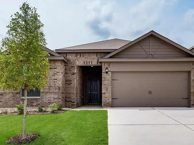 224 Micah Ln — Photo 2