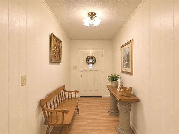 5th image of 214 N LAKE REEDY BOULEVARD