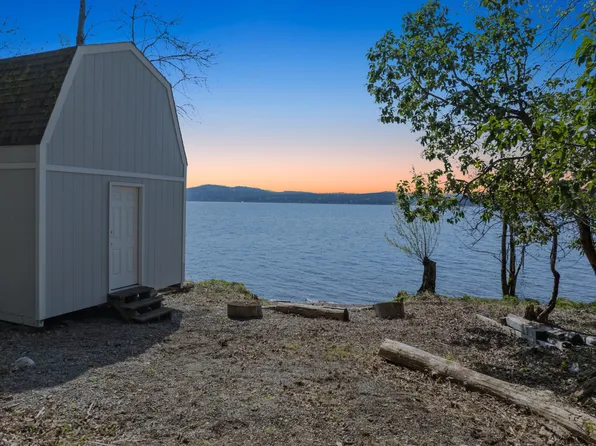 E Lake Sammamish Pkwy NE, Sammamish, WA 98074