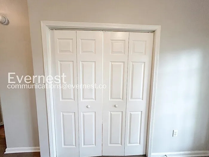 10721 Ridgefield Dr — Photo 20