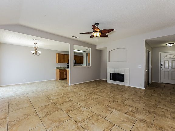 4th image of 1800 Citadel Dr