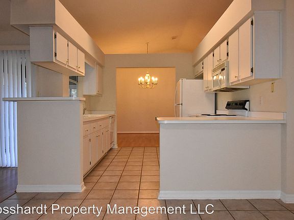 5th image of 4003 NW 34th Ter