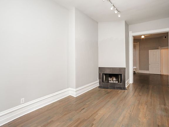 5th image of 801-07 N Wabash Ave E #42-4W