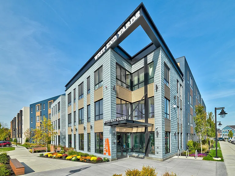 West End Yards Exterior