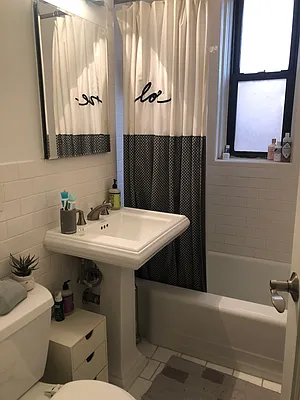 Rented by Stonehenge NYC LLC | media 8