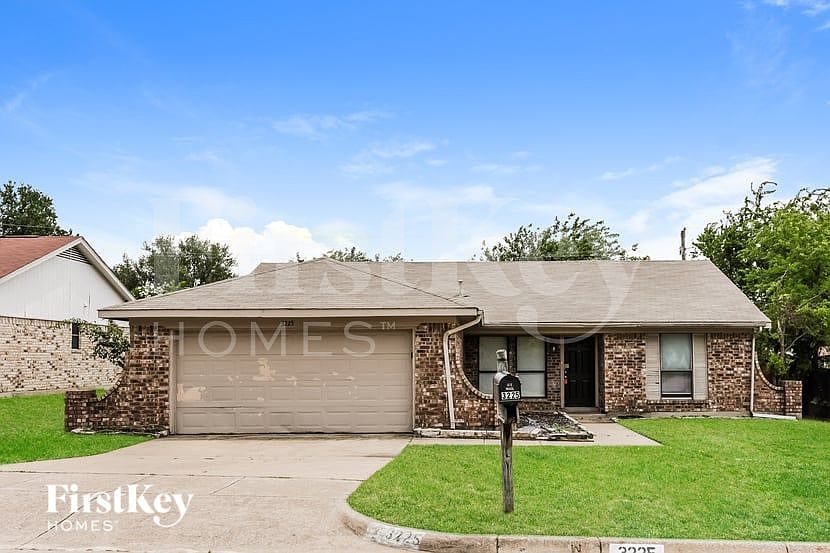 1st image of 3225 Amber Dr S