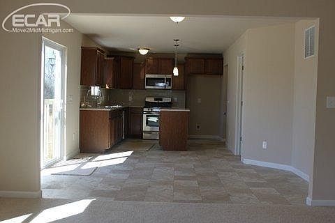 3rd image of 2051 Stillwater Dr
