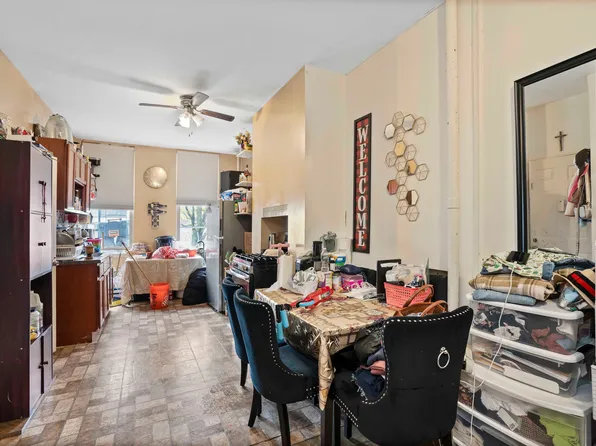 1536 Gates Avenue image 11 of 28