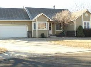 619 E Dover Dr, Valley Center, KS 67147