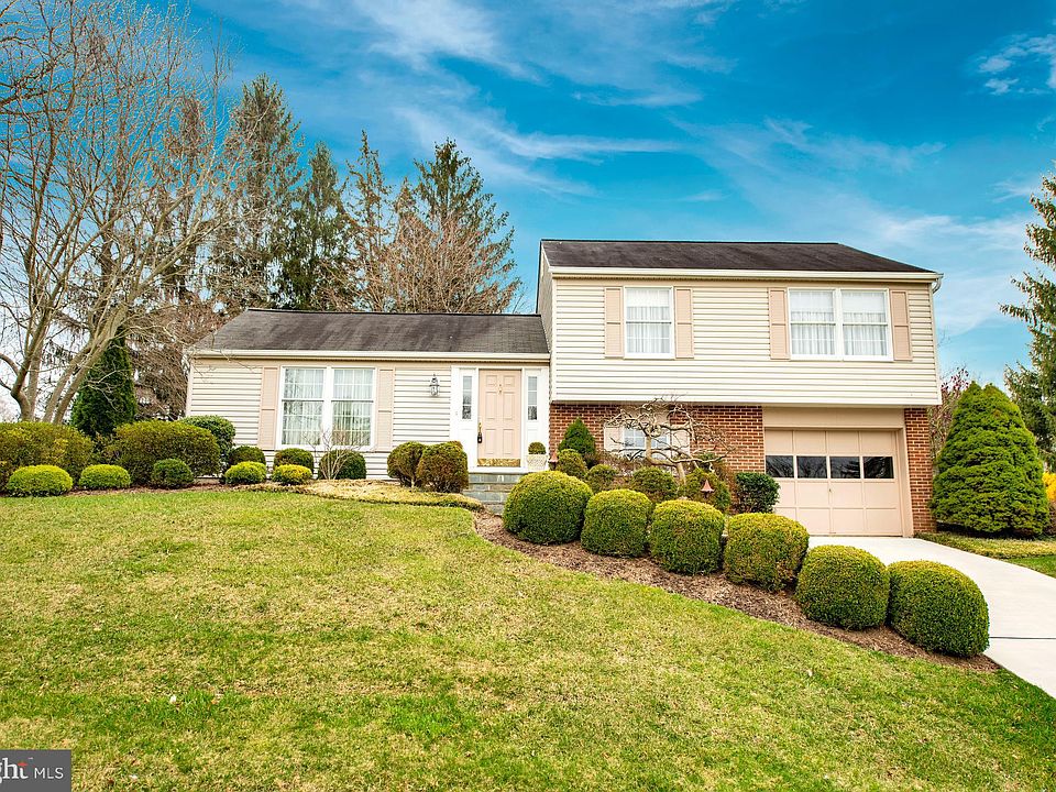 1st image of 1510 Regent Ct