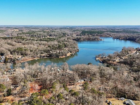 2nd image of 5 Guest Cir #5